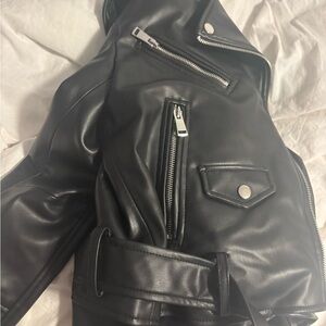 Black Faux Leather Jacket with Zipper Details Zara